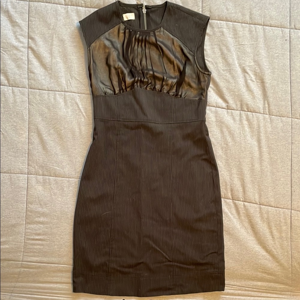 Suzy Shier Sz S Pinstriped Sleeveless Dress
